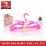 PLASTIC  CLOTH HANGER